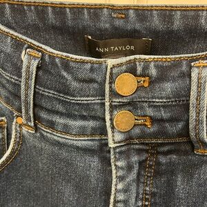 Ann Taylor Women's High Rise Flare Crop Jeans - Size 6